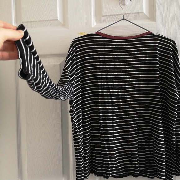 Long sleeve striped shirt - Picture 3 of 4